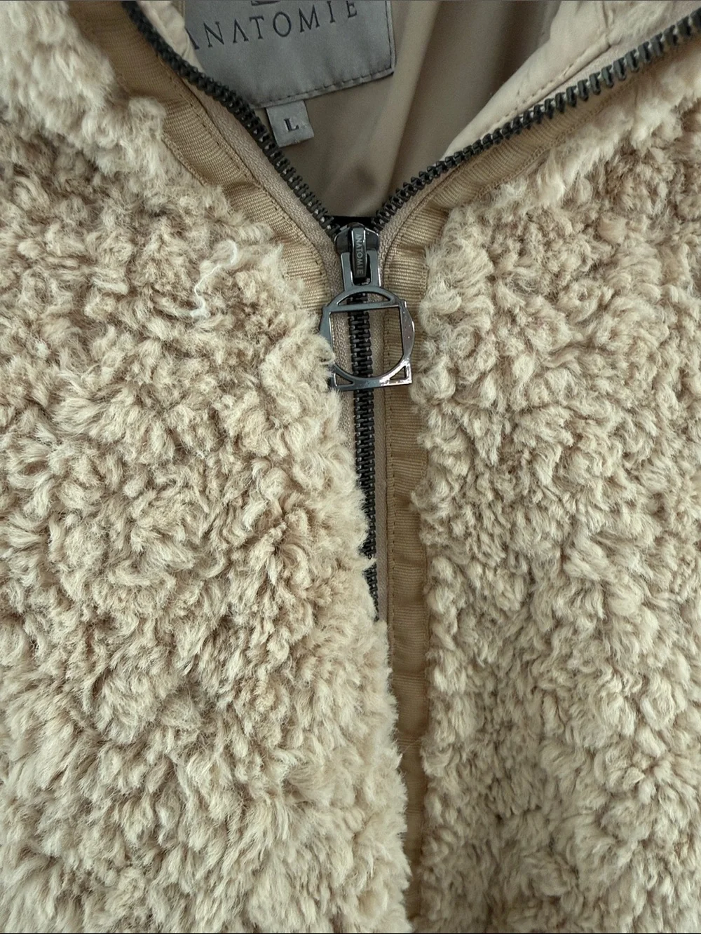 Anatomie Plush Teddy Zip-Front Jacket in Beige - Picture 3 of 5